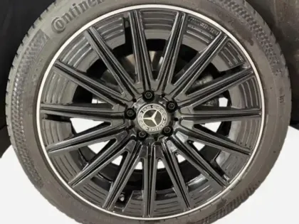 Photo 8 Mercedes GLB 200 d AMG Line