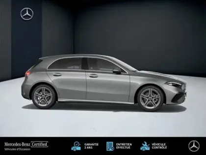 Photo 15 Mercedes Classe A 200 d AMG Line