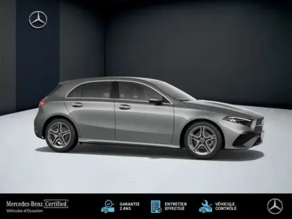 Photo 14 Mercedes Classe A 200 d AMG Line