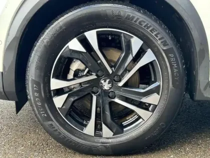 Photo 6 Peugeot 2008  e- 136ch GT