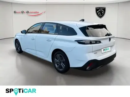 Photo 17 Peugeot 308  SW 1.2 PureTech 130ch S&S Active Pack EAT8
