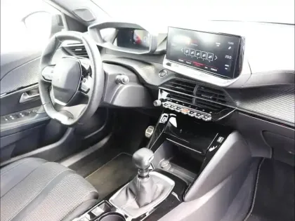 Photo 10 Peugeot 2008  1.2 PureTech 130ch S&S GT Line