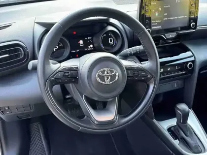 Photo 11 Toyota Yaris  Cross 116h Dynamic MC24