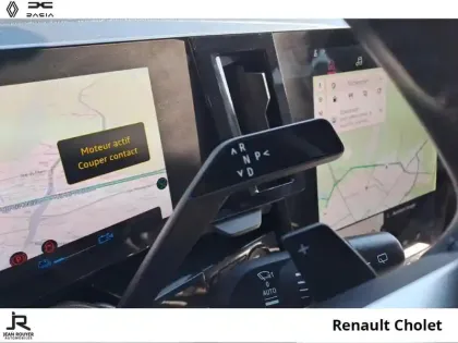 Photo 5 Renault Espace  1.2 E-Tech full hybrid 200ch Iconic