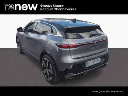 Photo 5 Renault Megane  E-Tech Electric EV60 220ch Iconic super charge -C