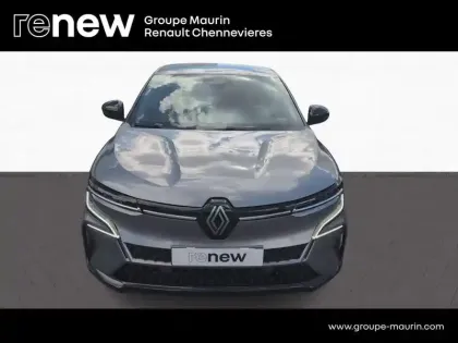 Photo 7 Renault Megane  E-Tech Electric EV60 220ch Iconic super charge -C
