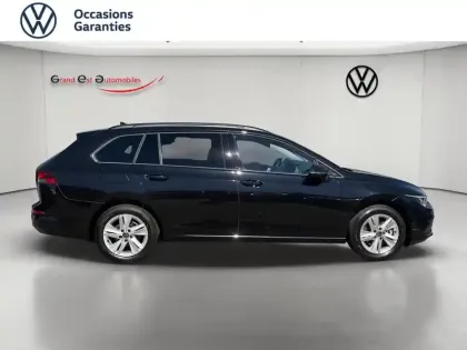 Photo 8 Volkswagen Golf  SW 2.0 TDI SCR 116ch Life Plus DSG7