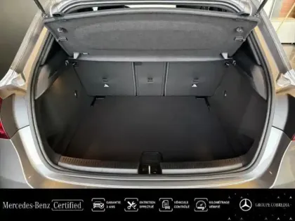 Photo 11 Mercedes Classe A  180 136ch Progressive Line 7G-DCT