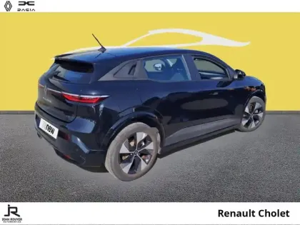 Photo 11 Renault Megane  E-Tech Electric EV40 130ch Equilibre standard charge -B
