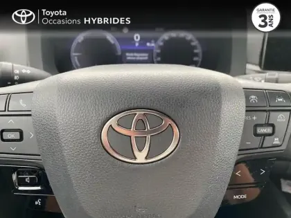 Photo 12 Toyota C-HR  1.8 Hybride 140ch Design MY25