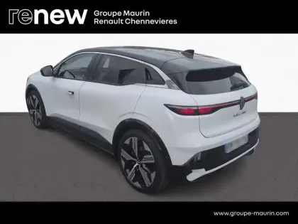 Photo 6 Renault Megane  E-Tech Electric EV60 220ch Iconic super charge -B