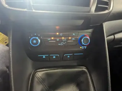 Photo 10 Ford Transit Connect  L2 1.0E 100ch E85 Trend Business Nav