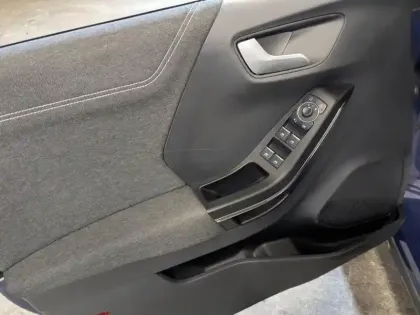 Photo 5 Ford Puma  1.0 EcoBoost 125ch S&S mHEV Titanium Powershift