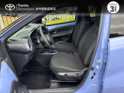 Photo 14 Toyota Aygo X  116h Graphic