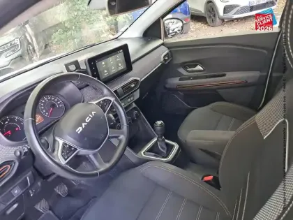 Photo 14 Dacia Sandero  1.0 TCe 90ch Stepway Expression