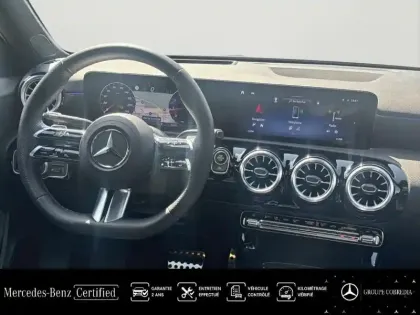 Photo 6 Mercedes Classe A  Berline 200 163ch AMG Line 7G-DCT