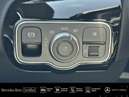 Photo 14 Mercedes Classe A  Berline 200 163ch AMG Line 7G-DCT
