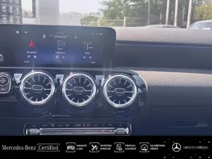 Photo 7 Mercedes Classe A  Berline 200 163ch AMG Line 7G-DCT