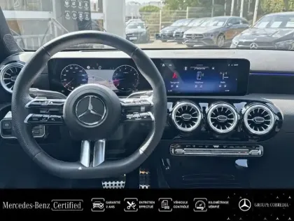 Photo 8 Mercedes Classe A  Berline 200 163ch AMG Line 7G-DCT