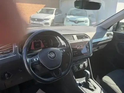 Photo 12 Volkswagen Tiguan  1.5 TSI EVO 150ch Carat DSG7 Euro6d-T