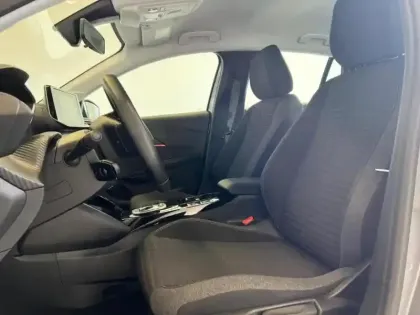 Photo 7 Peugeot 208  e- 136ch Like