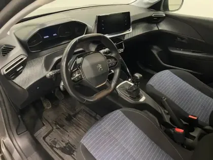 Photo 5 Peugeot 208  Affaire 1.5 BlueHDi 100 Premium 2 Places Commerciale