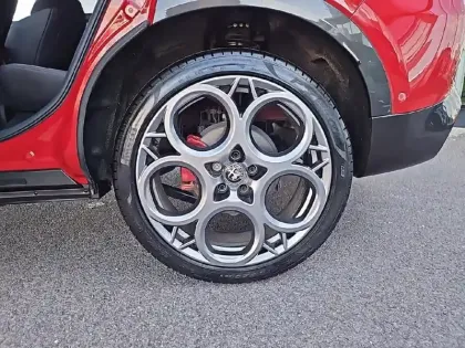 Photo 10 Alfa Romeo Tonale  1.5 Hybrid 130ch Edizione Speciale TCT