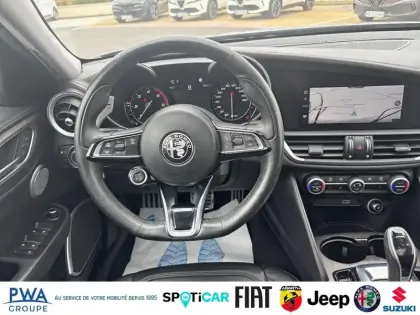 Photo 11 Alfa Romeo Giulia  2.2 JTD 190ch Sprint AT8 MY22