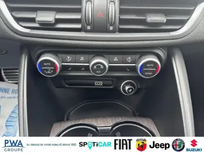 Photo 13 Alfa Romeo Giulia  2.2 JTD 190ch Sprint AT8 MY22