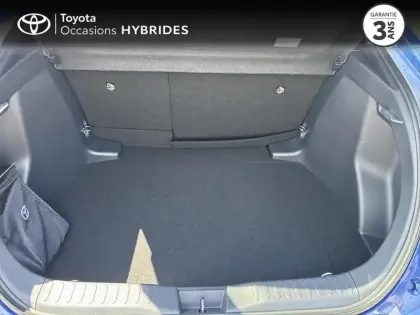 Photo 11 Toyota C-HR  1.8 Hybride 140ch Graphic MY26