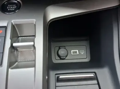 Photo 20 Peugeot 308 Hybrid 145 e-DCS6 Allure