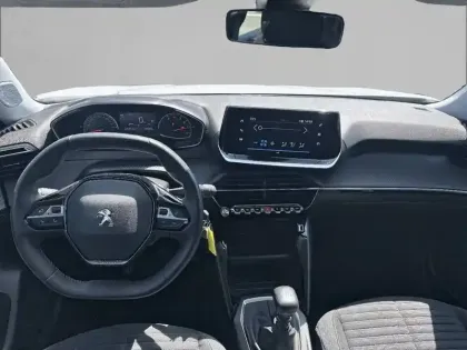 Photo 7 Peugeot 2008  PureTech 100 S&S BVM6