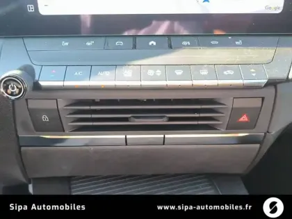 Photo 16 Opel Astra  Sports Tourer Hybride Rechargeable 195 ch