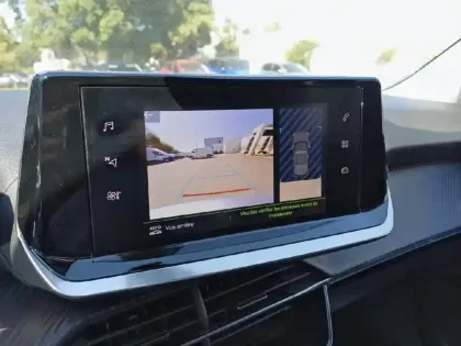 Photo 14 Peugeot 2008  PureTech 100 S&S BVM6