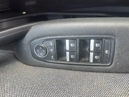 Photo 19 Renault Symbioz  E-Tech full hybrid 145
