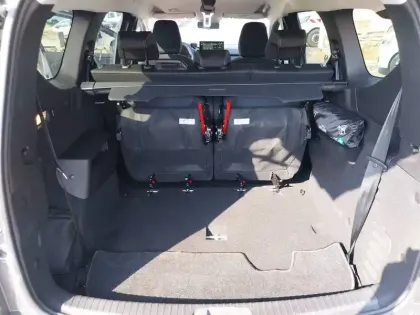 Photo 17 Dacia Jogger  Hybrid 155 7 pl