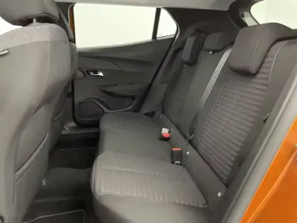Photo 14 Peugeot 2008  PureTech 130 S&S BVM6