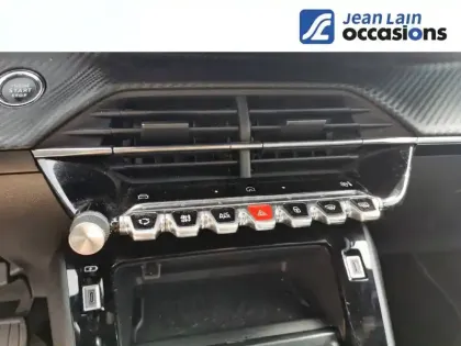 Photo 13 Peugeot 2008  BlueHDi 130 S&S EAT8