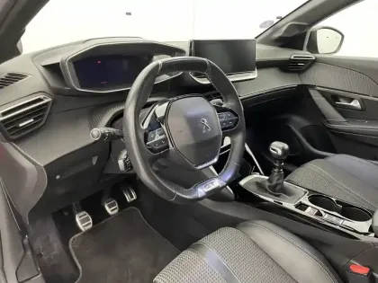 Photo 23 Peugeot 208  PureTech 100 S&S BVM6