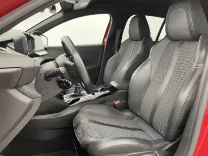 Photo 13 Peugeot 208  PureTech 100 S&S BVM6