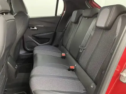 Photo 14 Peugeot 208  PureTech 100 S&S BVM6