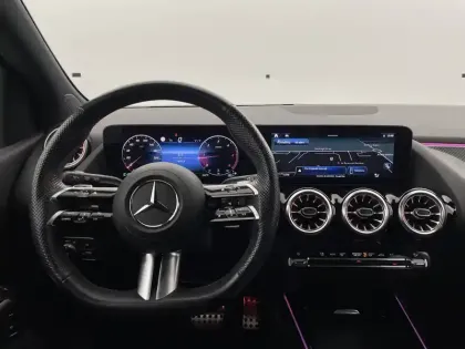 Photo 36 Mercedes Classe B  200 d 8G-DCT