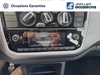 Photo 18 Volkswagen Up  1.0 65 BlueMotion Technology BVM5
