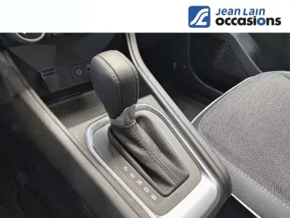 Photo 12 Renault Captur  E-Tech full hybrid 145