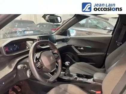 Photo 10 Peugeot 2008  PureTech 130 S&S BVM6