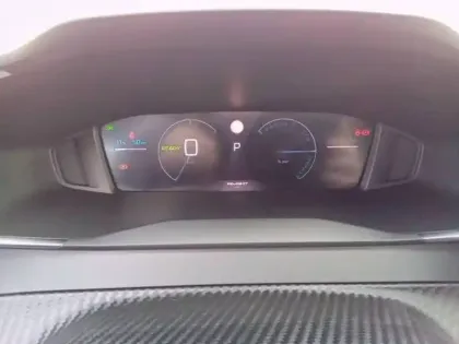 Photo 8 Peugeot 208  Electrique 136 ch 50 kWh