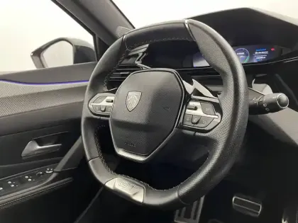 Photo 29 Peugeot 308  PHEV 180 e-EAT8