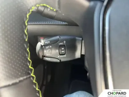 Photo 14 Peugeot 2008  Electrique 136 ch