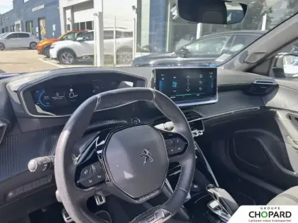 Photo 7 Peugeot 2008  Electrique 136 ch