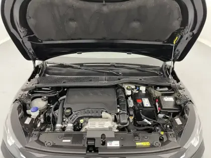 Photo 20 Peugeot 208  PureTech 100 S&S BVM6